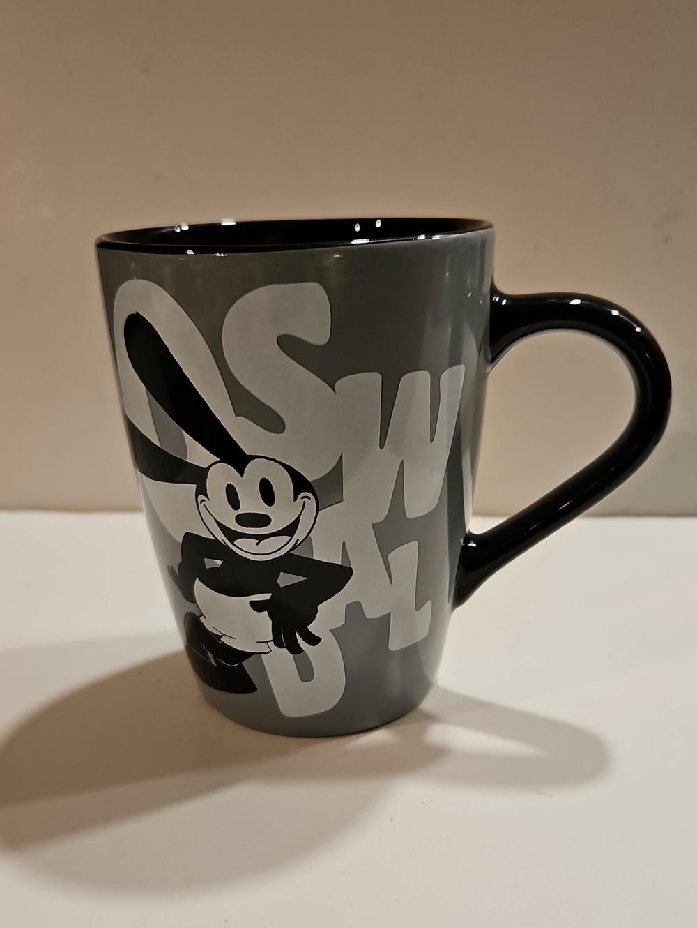 DISNEY STORE OSWALD CLASSIC COFFEE MUG THE LUCKY RABBIT ORIGINAL CUP BLACK&GRAY